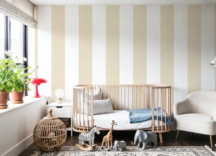 Scalloped Circus Stripes, Beige wallpaper, view 2