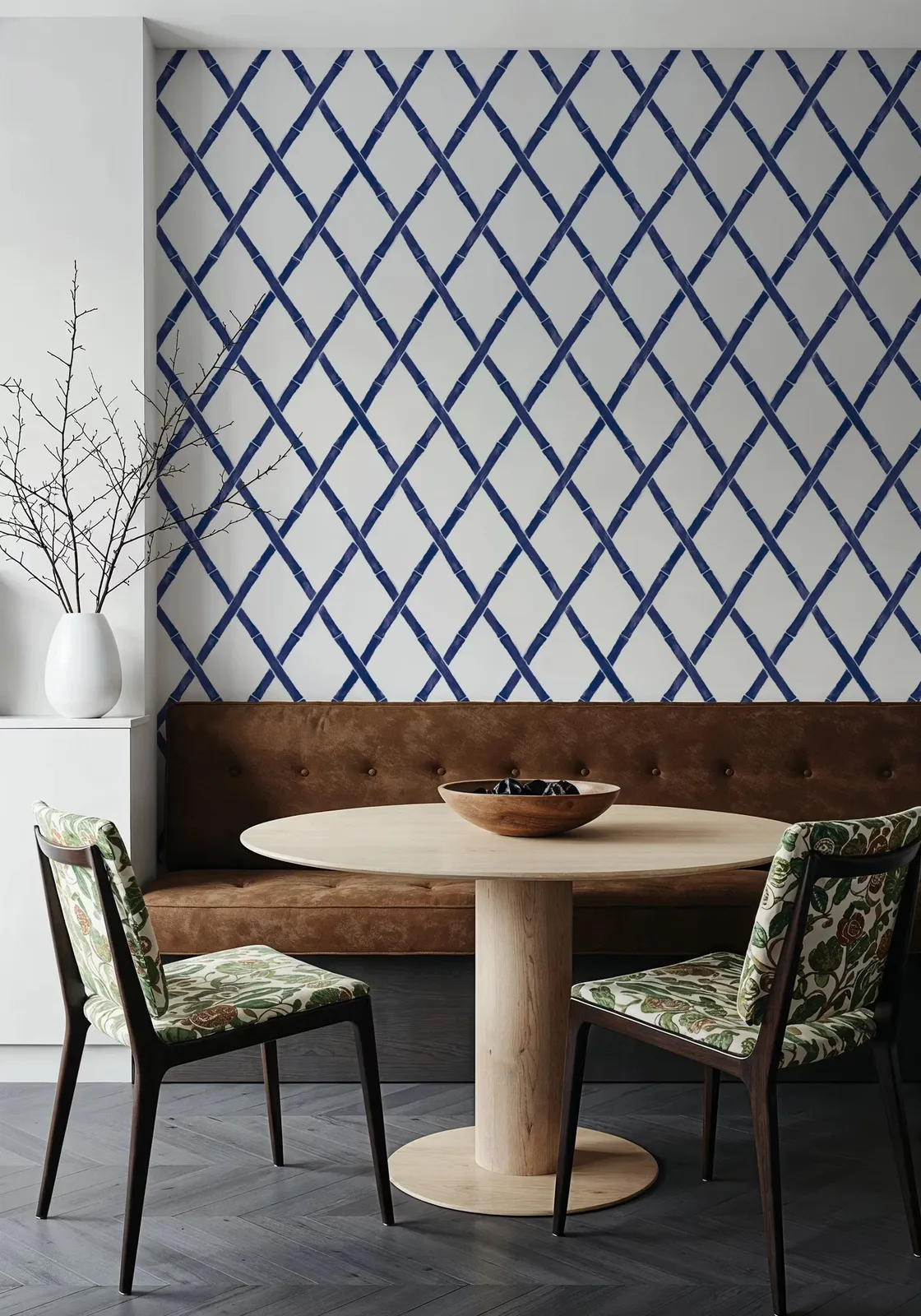 Sino Shapes White wallpaper, view 1